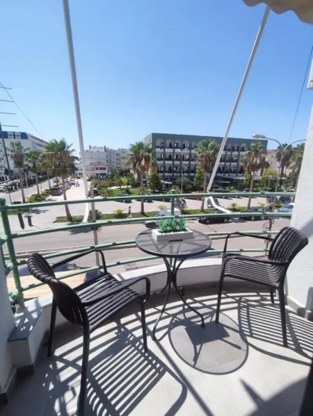 Durres, jepet me qera apartament 1+1+Ballkon Kati 3, 70 m² 5.000 € (Golem)