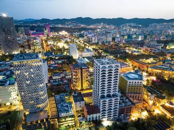 Tirane, jepet me qera apartament 1+1 Kati 3, 60 m² 400 € (Tregu Elektrik)