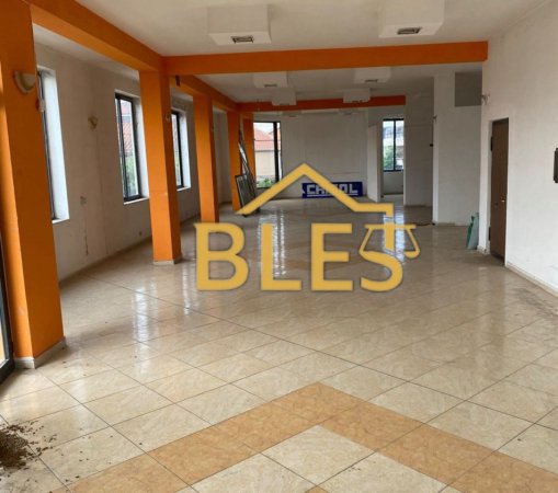 Tirane, jepet me qera ambjent biznesi Kati 2, 230 m² 1.500 € (Teodor Keko)