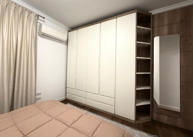 Tirane, shitet apartament 2+1 Kati 2, 90 m² (Rruga "Dervish Hima")