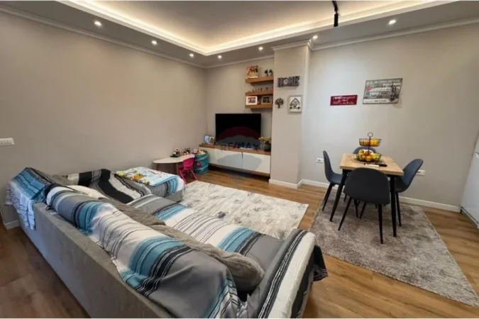 Tirane, shitet apartament 2+1 Kati 1, 85 m² 165.000 € (Blloku I Vilave, Tiranë(ID: 530291027-2034)