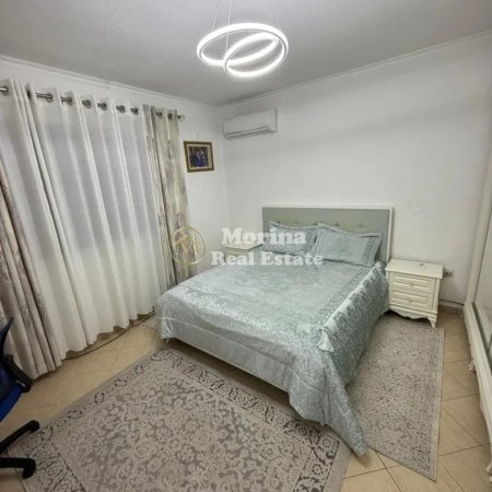 Tirane, jepet me qera apartament 1+1 Kati 1, 75 m² 400 € (Rruga 5 Maji)