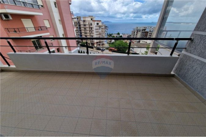 Vlore - Lungomare, jepet me qera apartament 1+1 Kati 2, 71 m² 400 € (Pranë Hotel Donatello, Ujë i Ftohtë, Vlorë)