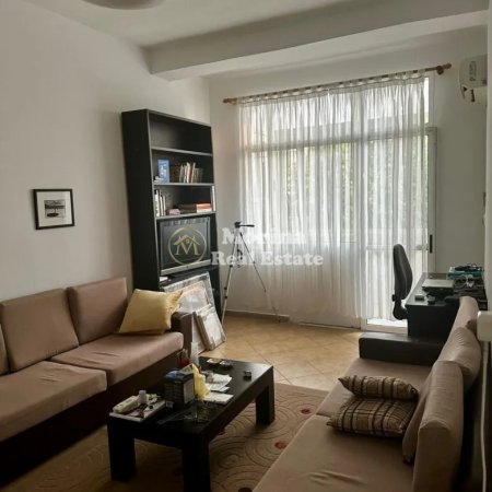 Tirane, shitet apartament 1+1 Kati 2, 70 m² 170.000 € (Rruga e Durresit)