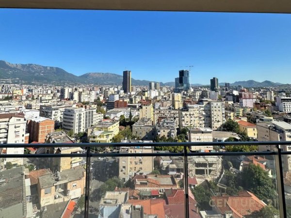 Tirane, jepet me qera zyre Kati 12, 104 m² 950 € (mine peza)