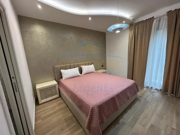 Tirane, jepet me qera apartament 2+1+2+Post Parkimi+Verande Kati 0, 100 m² 1.700 € (TEG, Sofia Residence)
