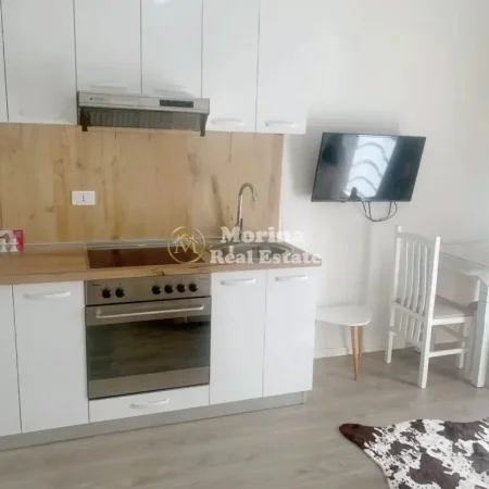Tirane, jepet me qera apartament 1+1 Kati 5, 70 m² 400 € (Ali Demi)