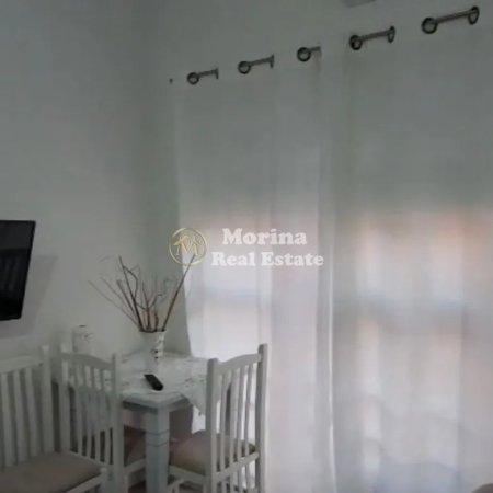 Tirane, jepet me qera apartament 1+1 Kati 5, 70 m² 400 € (Ali Demi)
