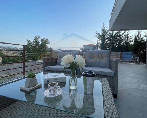 Tirane, jepet me qera Vile 2 Katshe Kati 0, 1.400 m² 2.000 € (Farke)