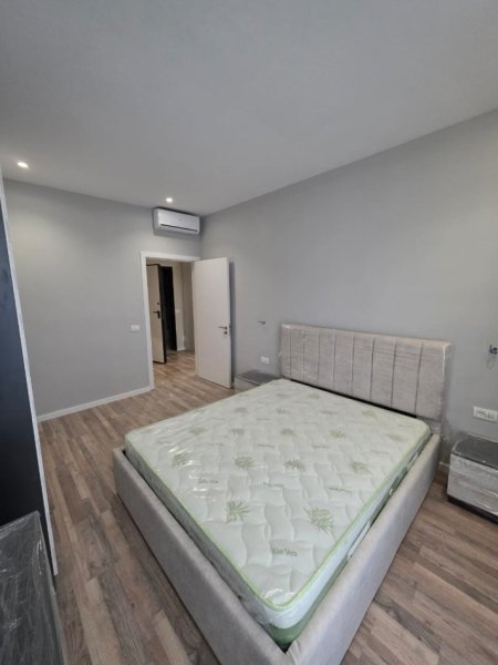 Tirane, jepet me qera apartament 1+1 Kati 6, 65 m² 500 € (5 Maji)