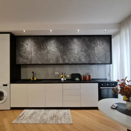 Tirane, shitet garsonier 1+1 Kati 4, 37 m², cmimi 82000 euro (Garsoniere Ne Shitje Tek Komuna E Parisit (ID BSHG23) Tirane.)