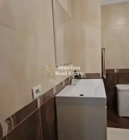 Tirane, shitet apartament 2+1 Kati 5, 97 m² 211.150 € (Rruga e Dibres)