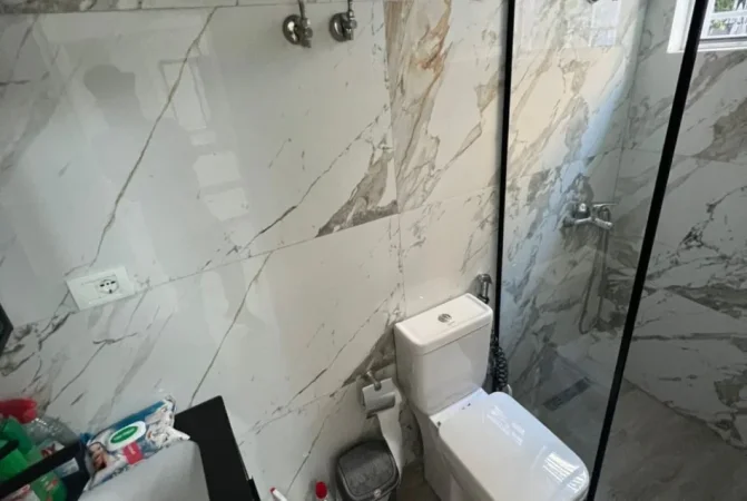 Tirane, jepet me qera Vile 2+1 Kati 1, 70 m² 600 € (zogu i zi)