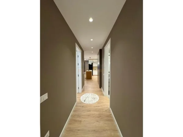 Tirane, jepet me qera apartament 2+1+2+Ballkon+Post Parkimi Kati 6, 125 m² 1.800 € (Kompleksi Delijorgji)