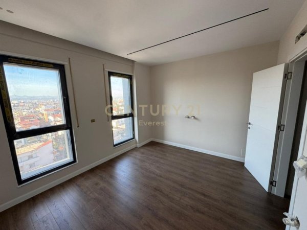 Tirane, shitet apartament 2+1 Kati 8, 104 m² 205.000 € (Rruga Jordan Misja)