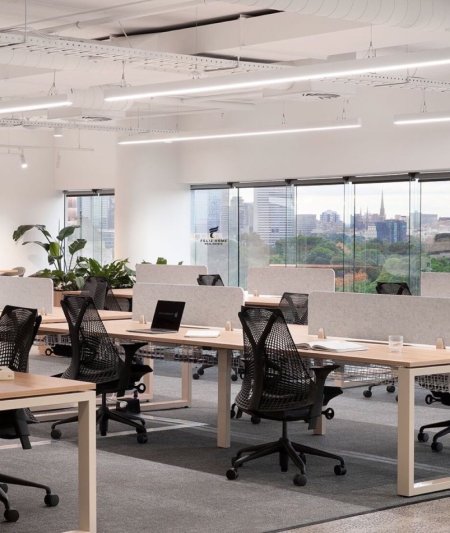 Tirane, jepet me qera zyre Kati 1, 526 m² 5.000 € (BLLOKU)