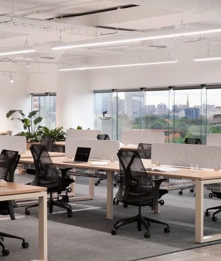 Tirane, jepet me qera zyre Kati 1, 526 m² 5.000 € (BLLOKU)