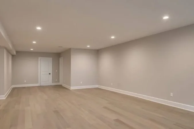 Tirane, jepet me qera ambjent biznesi Kati 1, 226 m² 2.071 € (Blloku)