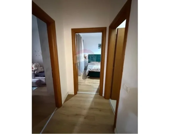 Tirane, shitet apartament 2+1 Kati 2, 98 m² 147.000 € (rruga teleferikut)