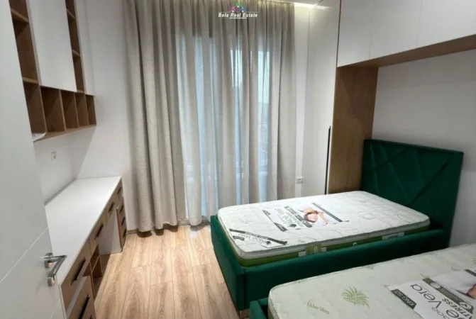 Tirane, jepet me qera apartament 2+1 Kati 7, 100 m² 1.200 € (Rruga Anton Lufi)