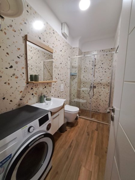 Tirane, jepet me qera apartament 1+1 Kati 0, 380 € (xhamlliku)