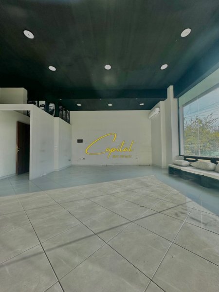 Tirane, jepet me qera dyqan Kati 0, 65 m² 650 € (YZBERISHT)