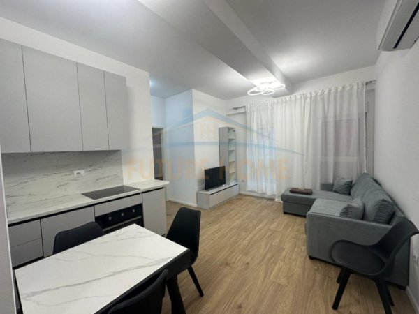 Tirane, jepet me qera apartament 2+1+Ballkon Kati 2, 66 m² 500 € (Ali Demi, Tiranë)