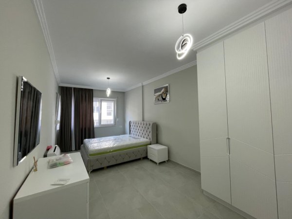 Tirane, jepet me qera apartament 2+1 Kati 6, 96 m² 550 € (Univers City)