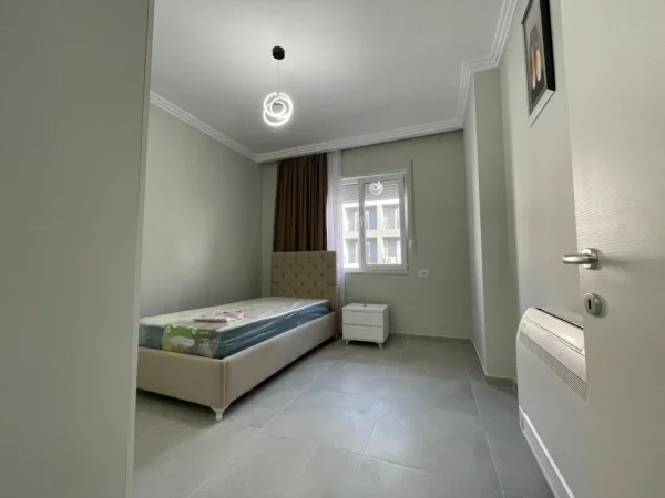 Tirane, jepet me qera apartament 2+1 Kati 6, 96 m² 550 € (Univers City)