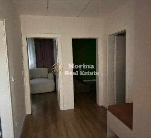 Tirane, jepet me qera apartament 2+1 Kati 3, 80 m² 850 € (Rruga e Kavajes)