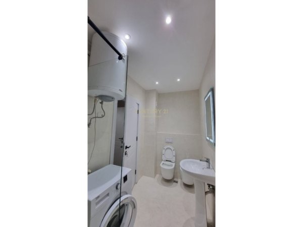 Tirane, shitet apartament 1+1 Kati 7, 60 m² 120.000 € 