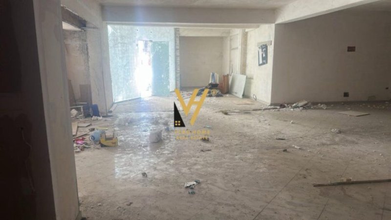 Tirane, shitet ambjent biznesi Kati 0, 262 m² 262.000 € (FRESK)