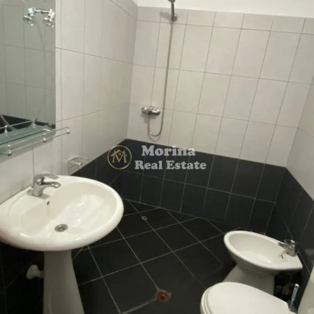 Tirane, jepet me qera garsonier 1+1 Kati 5, 40 m² 280 € (Astir)