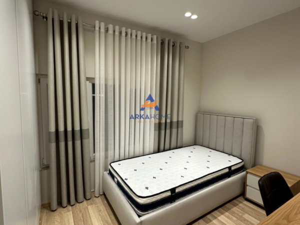 Tirane, jepet me qera apartament 1+1+Aneks+Ballkon Kati 0, 75 m² 625 € 