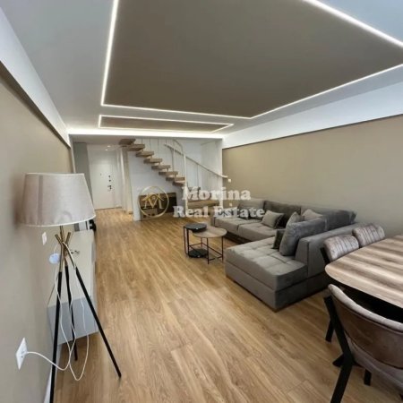 Tirane, jepet me qera apartament Dublex Kati 3, 100 m² 1.100 € (Qender)
