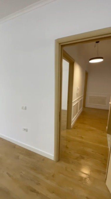 Tirane, shitet apartament 2+1+Aneks+Ballkon Kati 8, 98 m² 153.000 € 