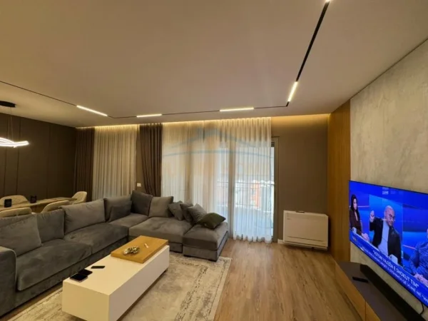 Tirane, jepet me qera apartament 2+1+2 Kati 6, 125 m² 1.800 € (KOMPLEKSI DELIJORGJI)