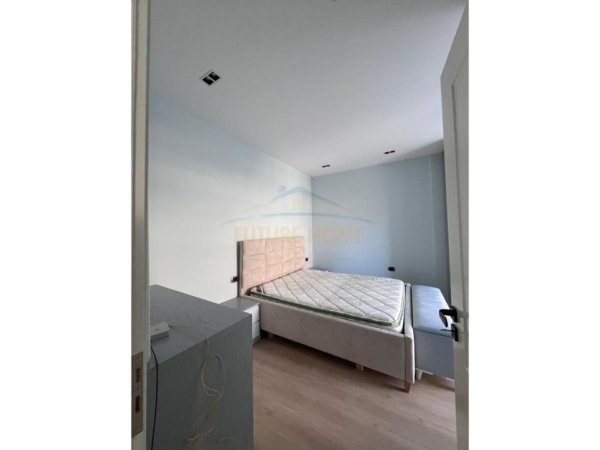 Tirane, jepet me qera apartament 2+1+Ballkon Kati 1, 100 m² 600 € (Sauk)