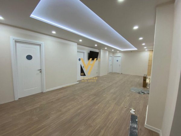 Tirane, jepet me qera zyre Kati 1, 180 m² 1.850 € (RRUGA E KAVAJES)