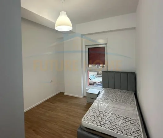 Tirane, jepet me qera apartament 2+1 Kati 2, 66 m² 500 € (rruga ali demi)