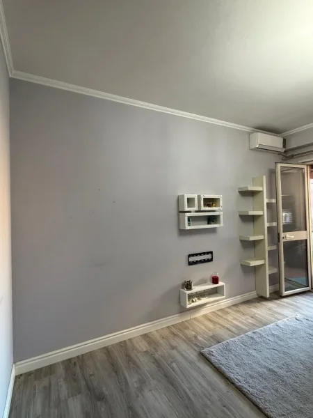 Tirane, shitet apartament 1+1+Ballkon Kati 3, 63 m² 170.000 € (Perballe Delijorgjit)
