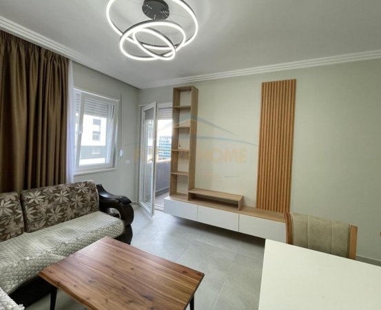 Qera, Apartament 2+1+Post parkimi, Univers City, QTU, Tiranë