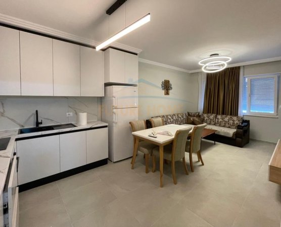 Qera, Apartament 2+1+Post parkimi, Univers City, QTU, Tiranë