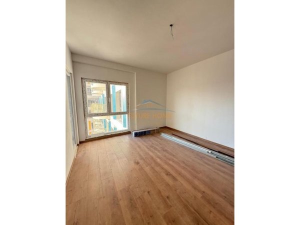 Tirane, jap me qera apartament 1+1+Ballkon Kati 7, 61 m² 600 € (ZOGU I ZI)