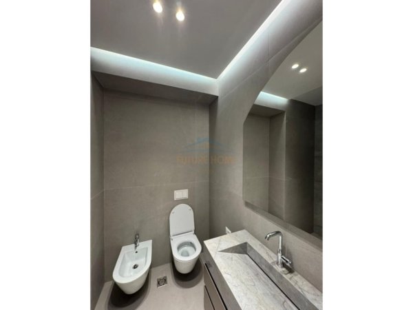 Tirane, jap me qera apartament 2+1+Ballkon Kati 6, 125 m² 1.800 € (DELIORGJI)