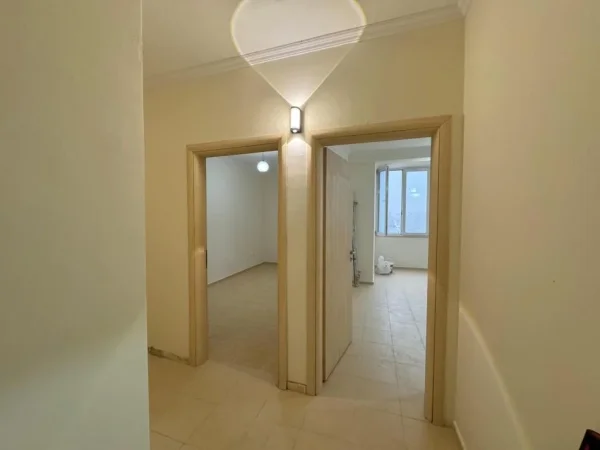 Tirane, shitet apartament 1+1 , 52 m² 65.000 € 