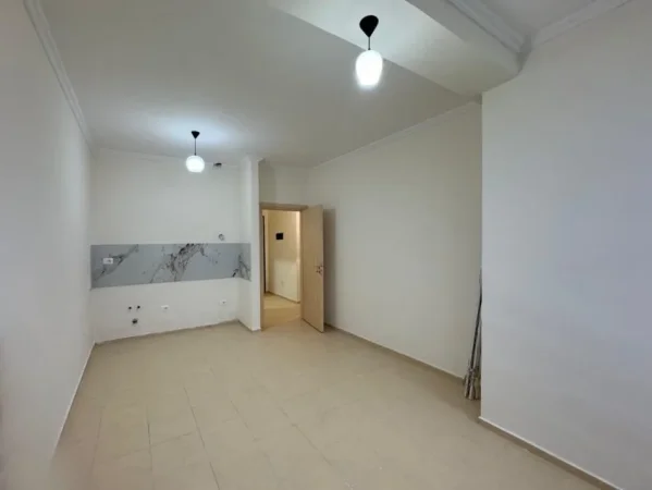 Tirane, shitet apartament 1+1 , 52 m² 65.000 € 