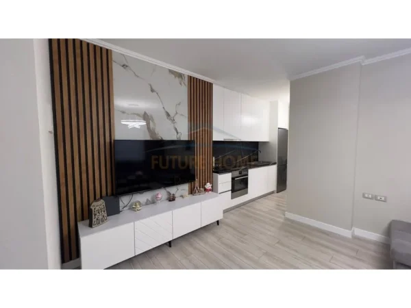 Qera, Apartament 1+1 , Rruga e Kosovareve, Tirane.