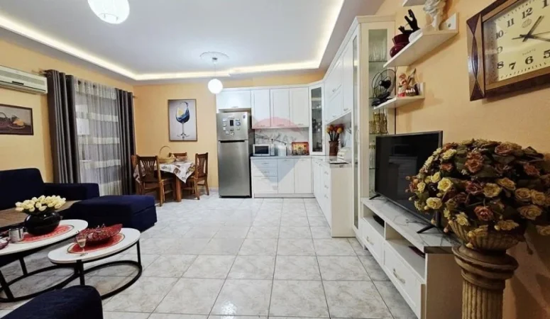 Tirane, shitet apartament 2+1 Kati 2, 89 m² 140.000 € (hipoteka)