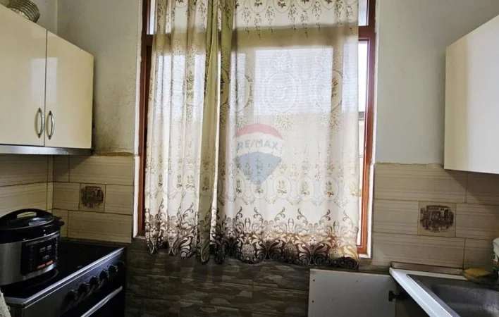 Tirane, shitet apartament 2+1 Kati 2, 89 m² 140.000 € (hipoteka)